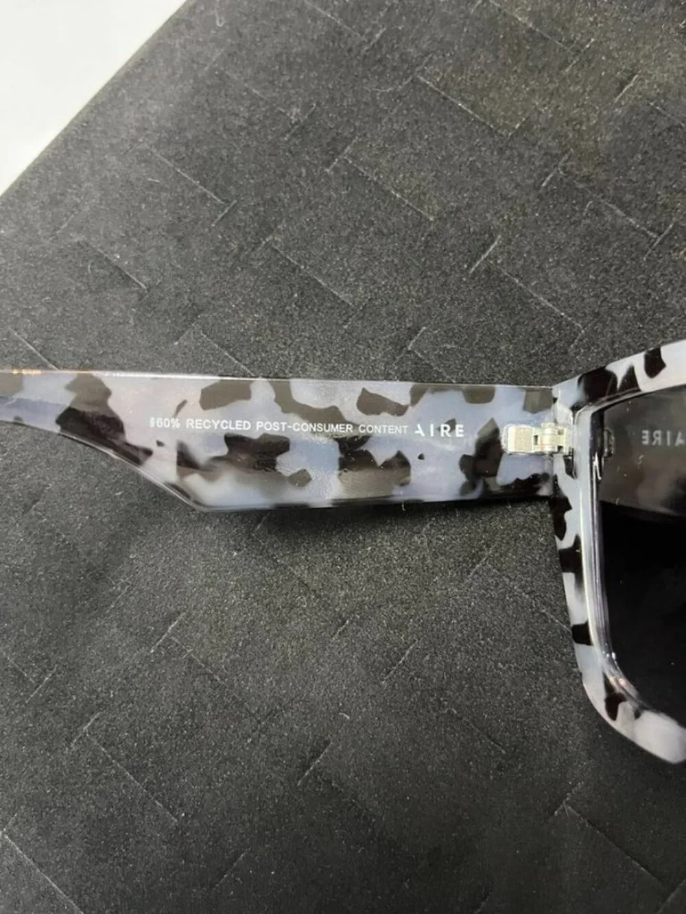 AIRE Haedus Square Sunglasses Grey Tortoise Frame Gradient Lens